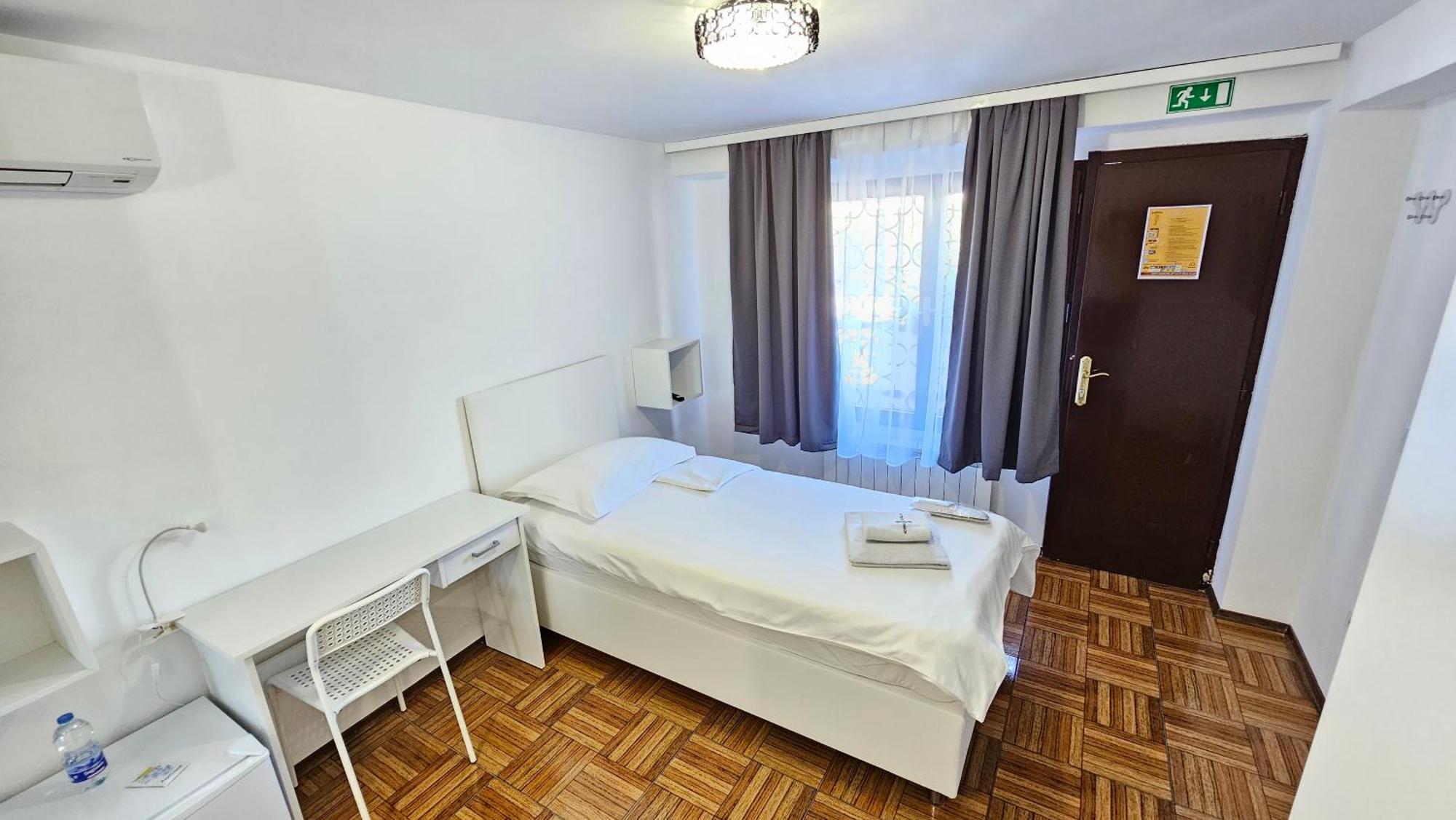 Rooms Koblar Portoroz Habitación foto